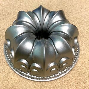 Nordic ware cake pan